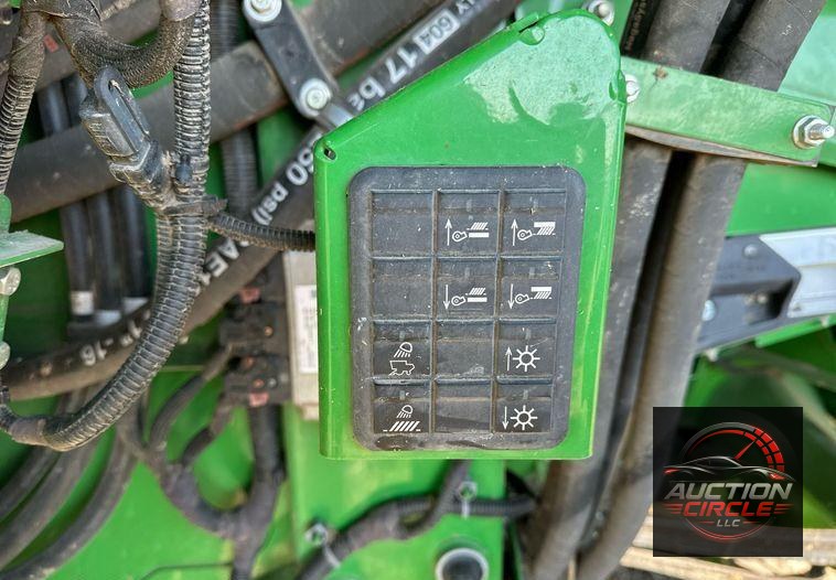2022 John Deere X9 1100 Signature Edition RWA combine