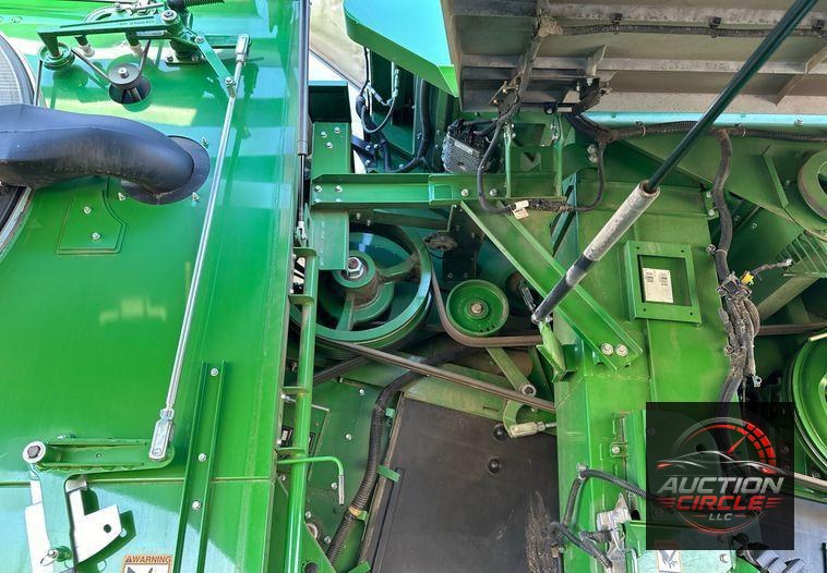 2022 John Deere X9 1100 Signature Edition RWA combine
