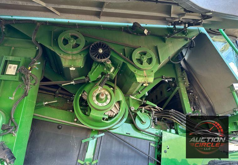 2022 John Deere X9 1100 Signature Edition RWA combine