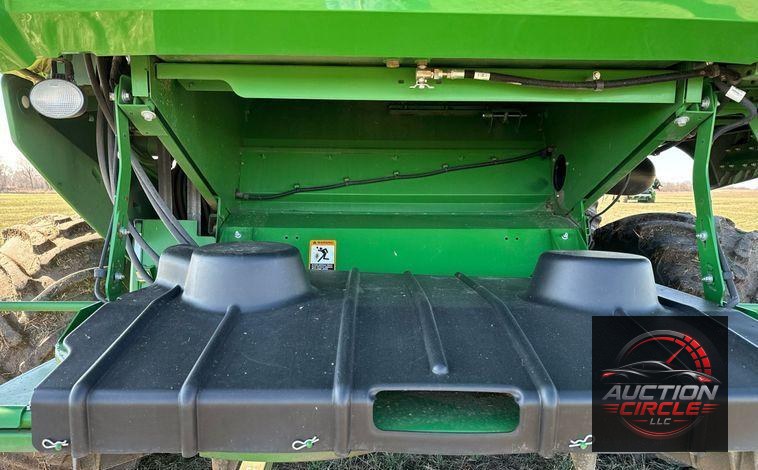 2018 John Deere S790 combine