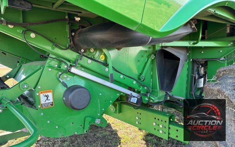 2018 John Deere S790 combine