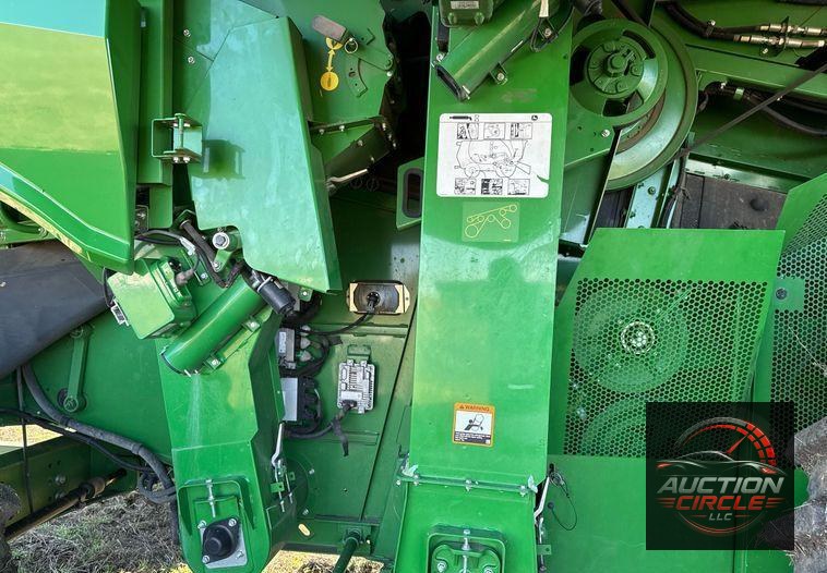 2018 John Deere S790 combine