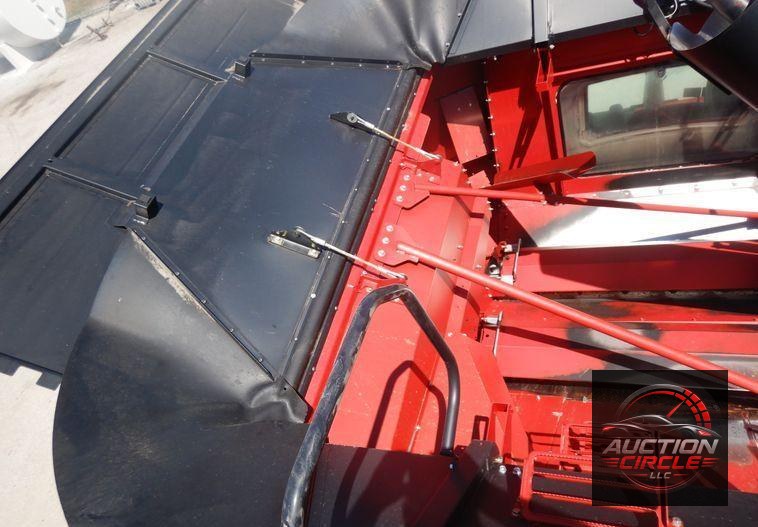 2016 Case IH 7240 AFS combine