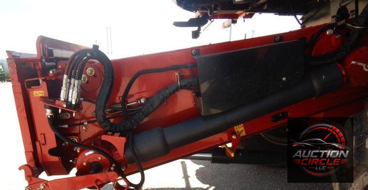 2016 Case IH 7240 AFS combine