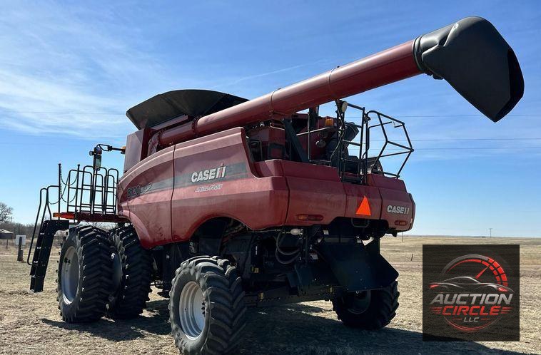 2010 Case IH 8120 Axial Flow  combine