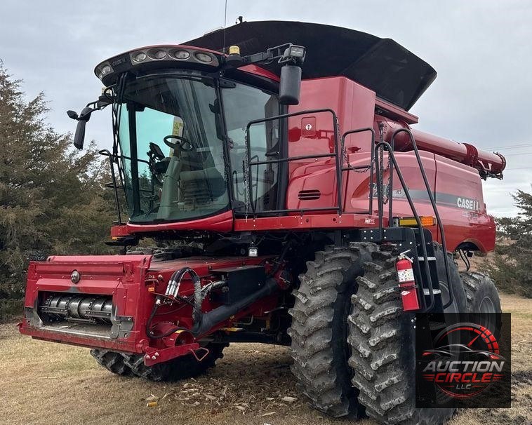 2017 Case IH Axial-Flow 7240  combine