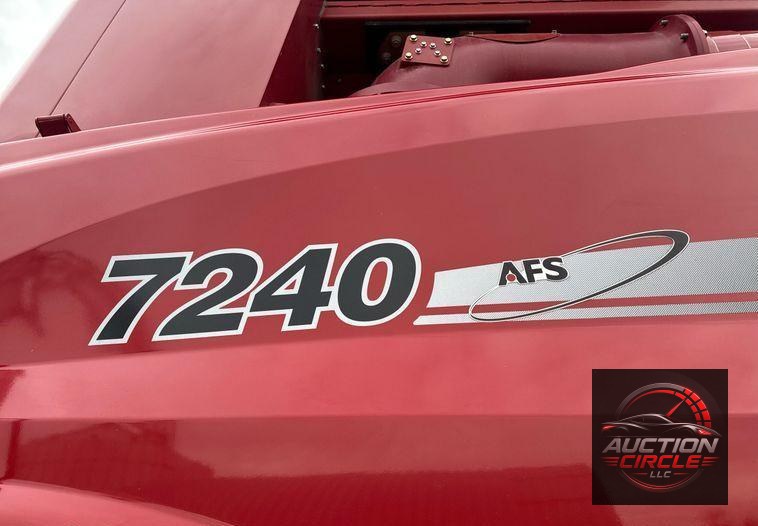 2017 Case IH Axial-Flow 7240  combine