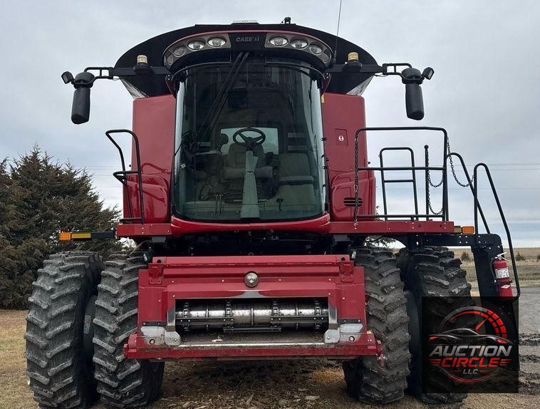2017 Case IH Axial-Flow 7240  combine