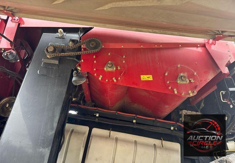 2017 Case IH Axial-Flow 7240  combine