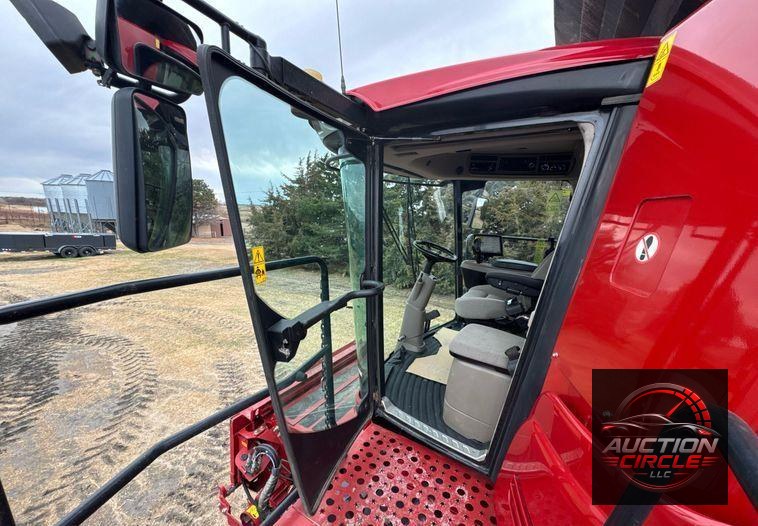 2017 Case IH Axial-Flow 7240  combine