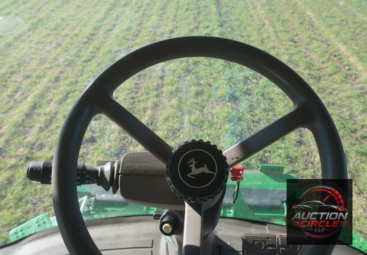 2016 John Deere S670 STS  combine