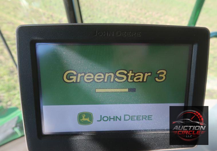 2016 John Deere S670 STS  combine