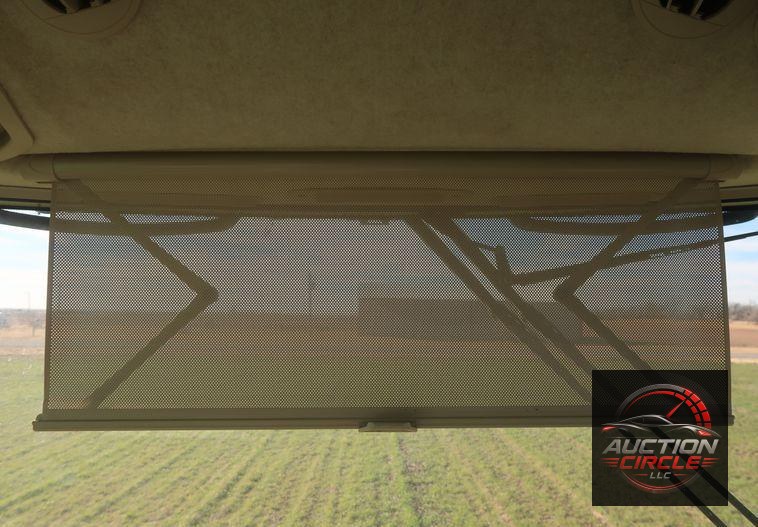 2016 John Deere S670 STS  combine