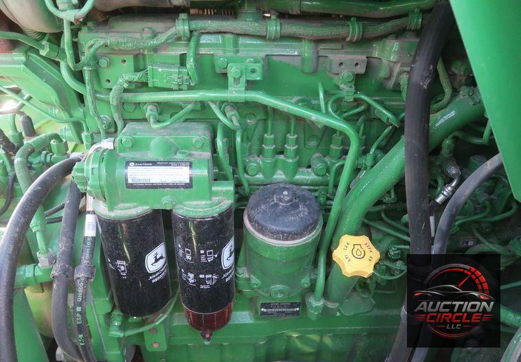 2016 John Deere S670 STS  combine