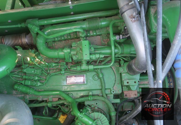 2016 John Deere S670 STS  combine