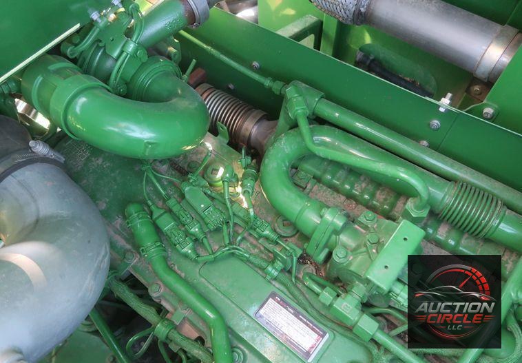 2016 John Deere S670 STS  combine