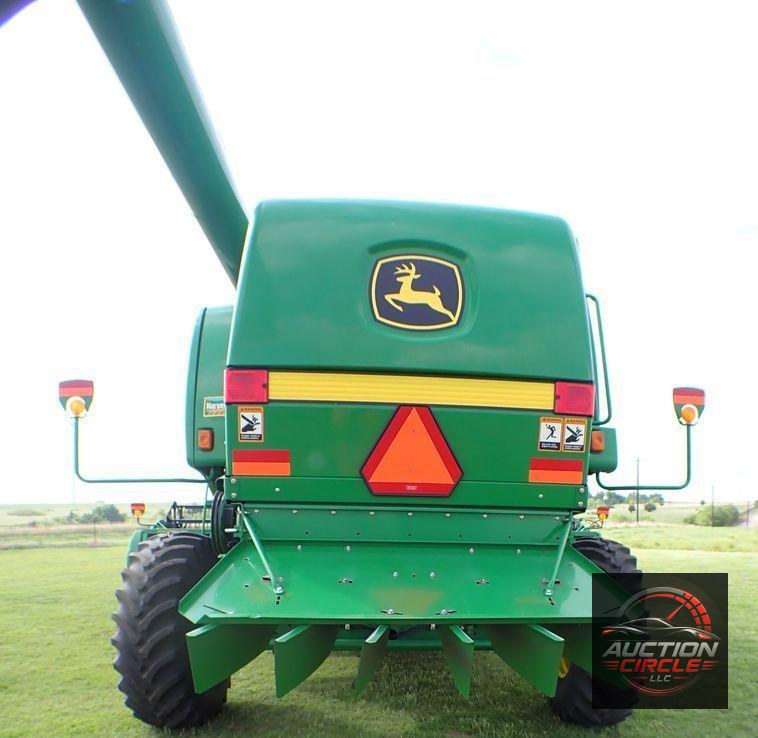 2004 John Deere 9560  combine