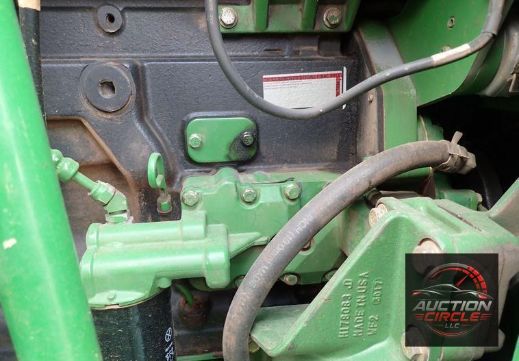 2004 John Deere 9560  combine