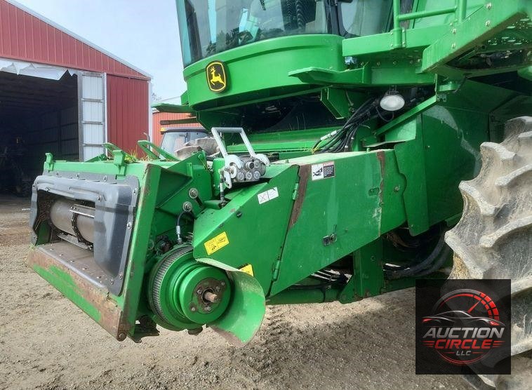 2008 John Deere 9770 STS  RWA combine
