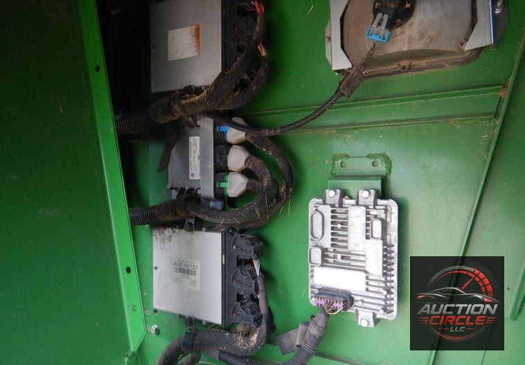 2017 John Deere S680S RWA combine
