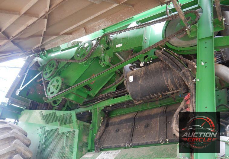 2017 John Deere S680S RWA combine