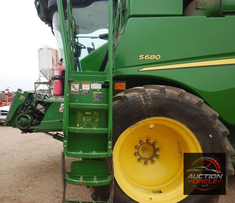2017 John Deere S680S RWA combine