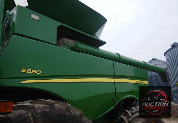 2017 John Deere S680S RWA combine