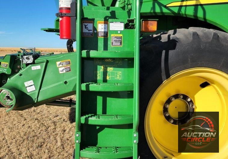 2012 John Deere S670