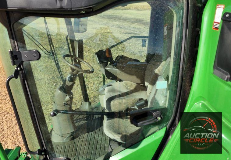2012 John Deere S670
