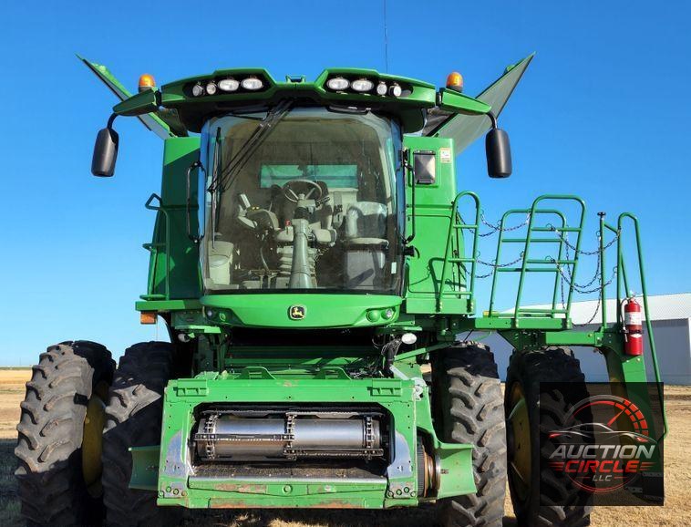 2012 John Deere S670