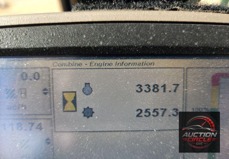 2012 John Deere S670