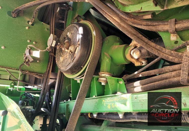 2012 John Deere S670