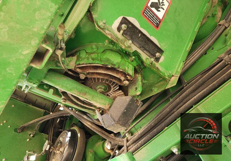 2012 John Deere S670