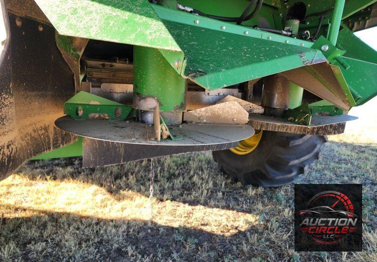2012 John Deere S670