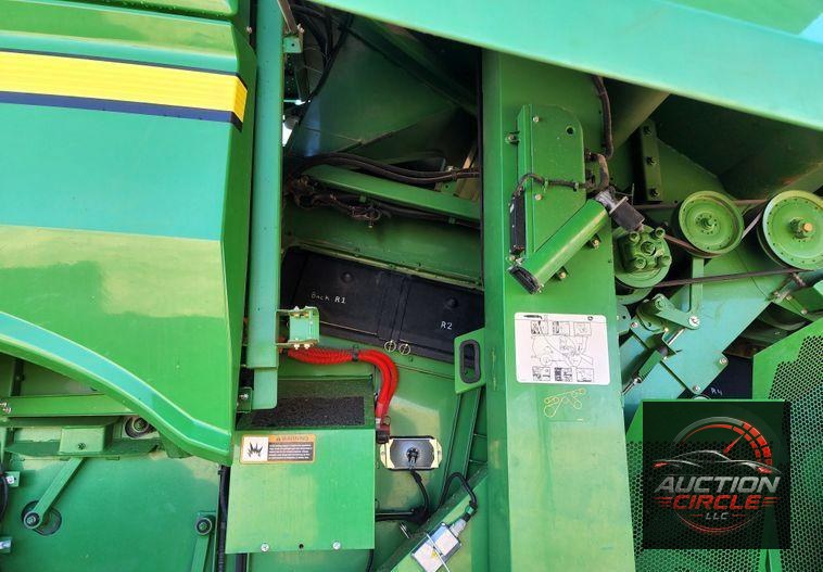 2012 John Deere S670