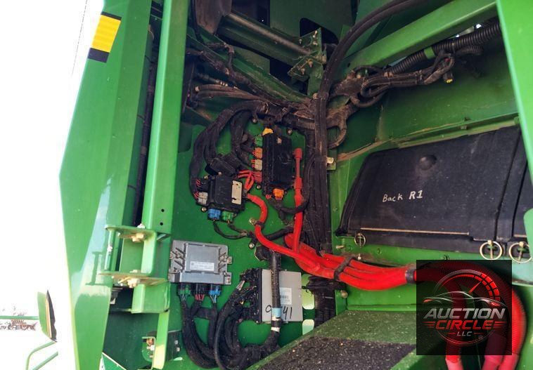 2012 John Deere S670