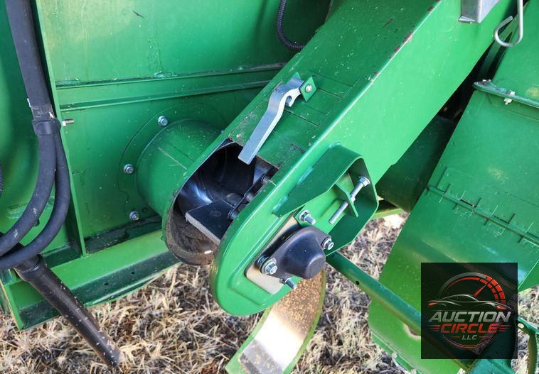 2012 John Deere S670