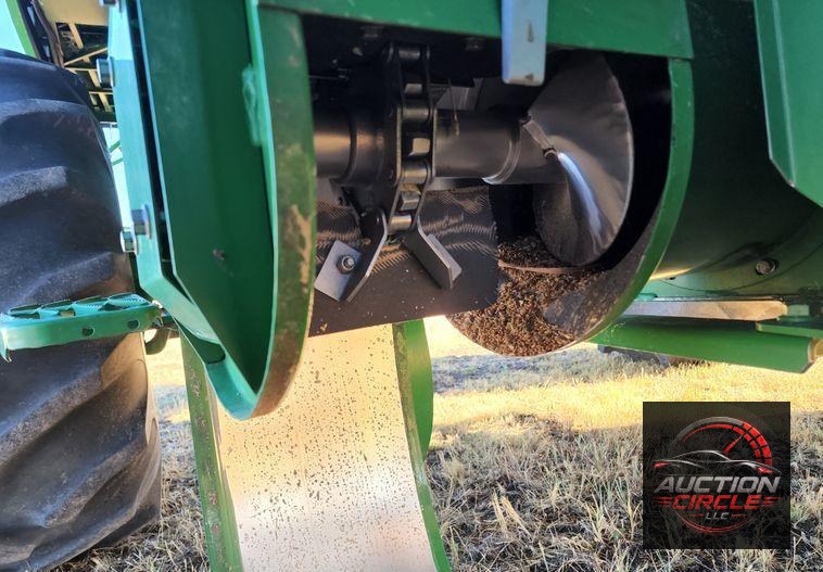 2012 John Deere S670