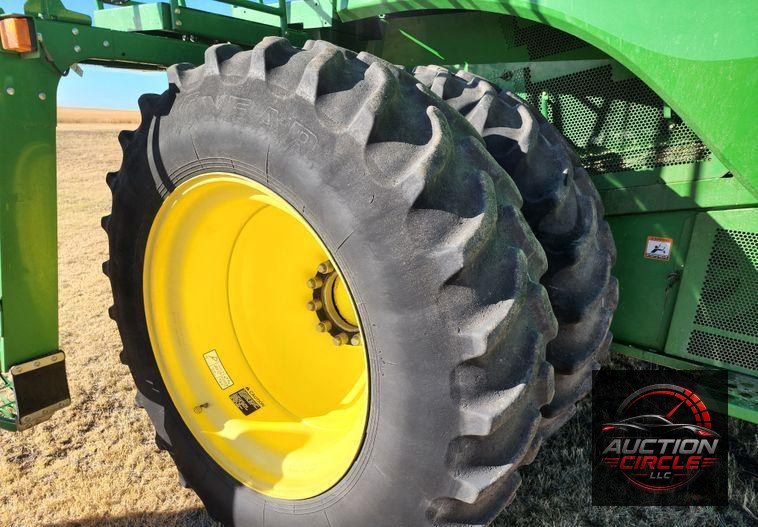 2012 John Deere S670