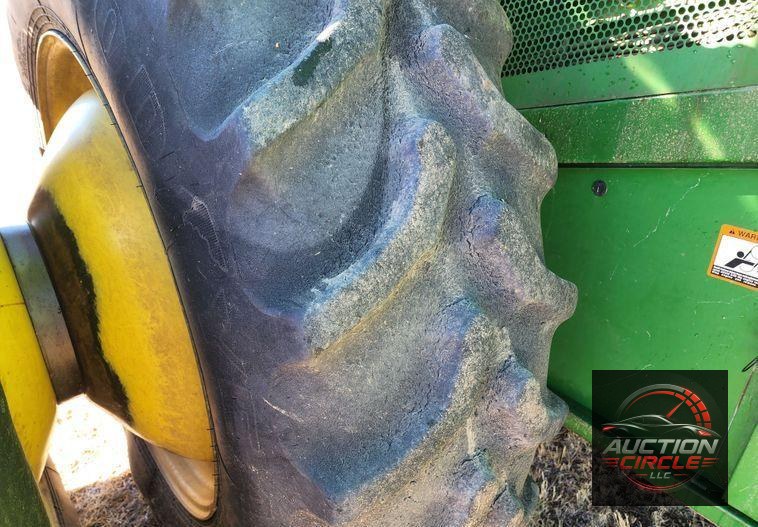 2012 John Deere S670