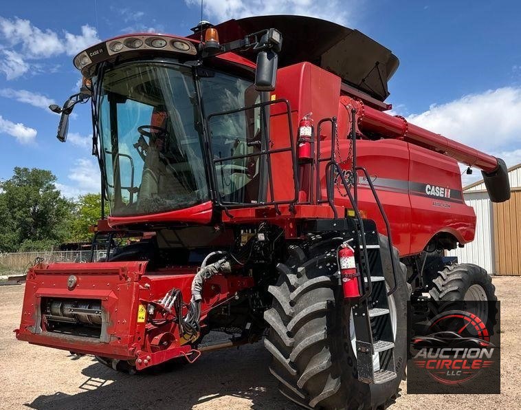 2013 Case IH 7130 AFS combine