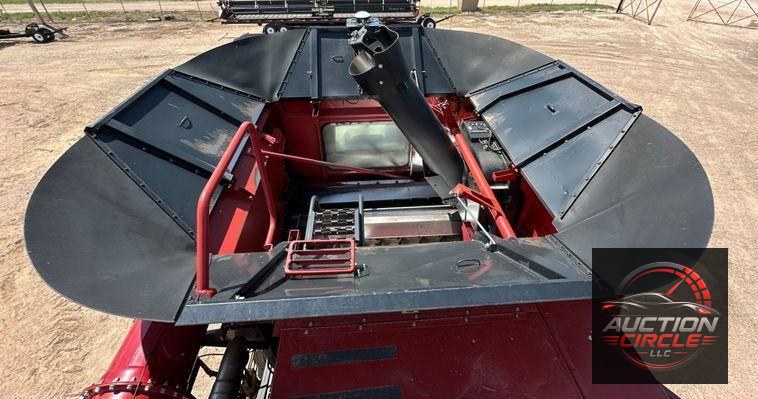 2013 Case IH 7130 AFS combine
