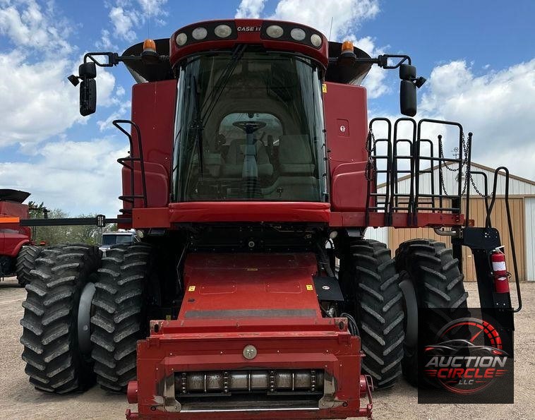 2012 Case IH 8230 AFS combine