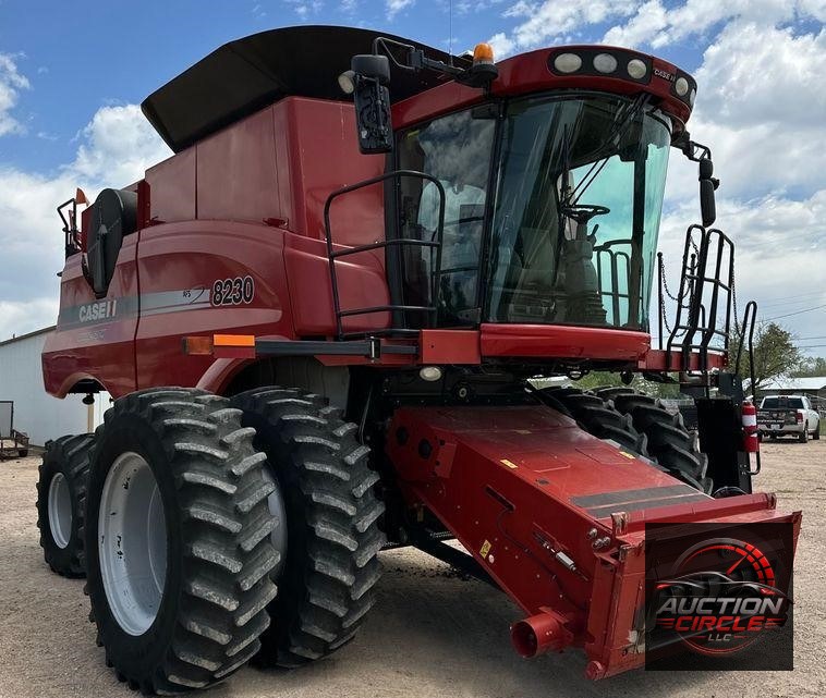 2012 Case IH 8230 AFS combine