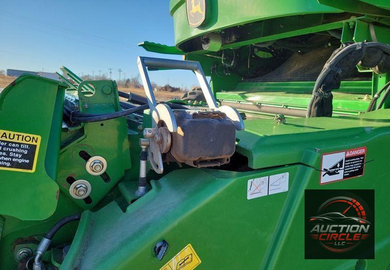 2009 John Deere 9770 STS  combine
