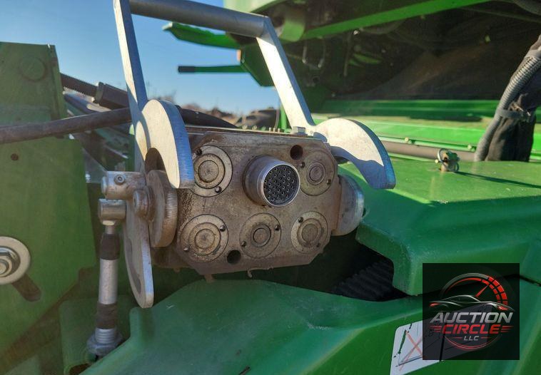 2009 John Deere 9770 STS  combine