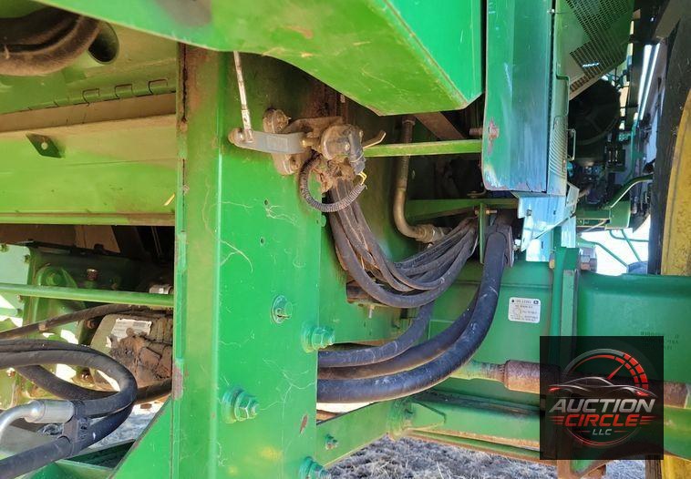 2009 John Deere 9770 STS  combine