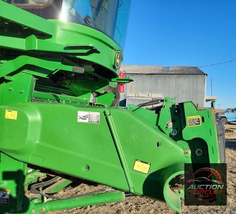 2009 John Deere 9770 STS  combine
