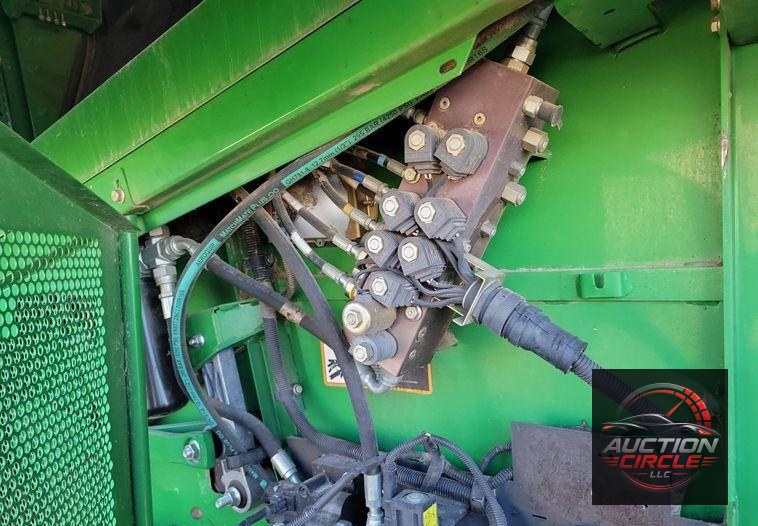 2009 John Deere 9770 STS  combine