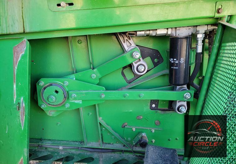 2009 John Deere 9770 STS  combine
